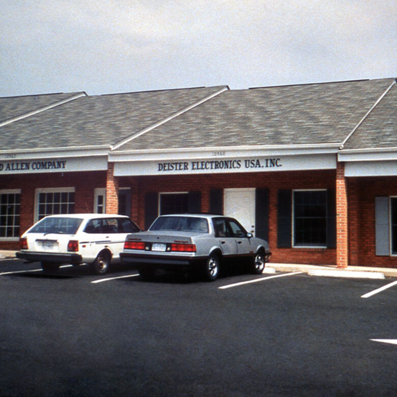 1987 Expansion USA deister electronic builing in the USA