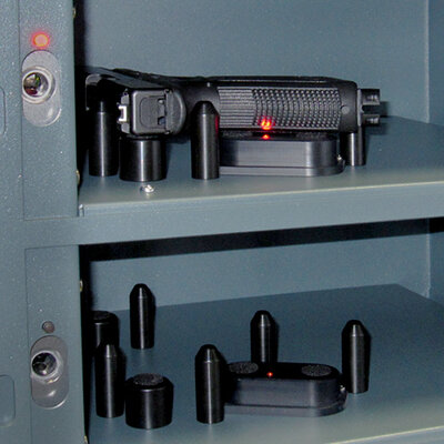 Signalisierung LED Status Waffenschrank LED im Waffenschrank signalisiert ob Fach leer oder belegt ist