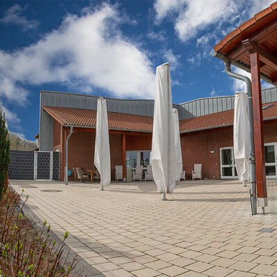 Inner courtyard deister HQ Inner courtyard deister HQ